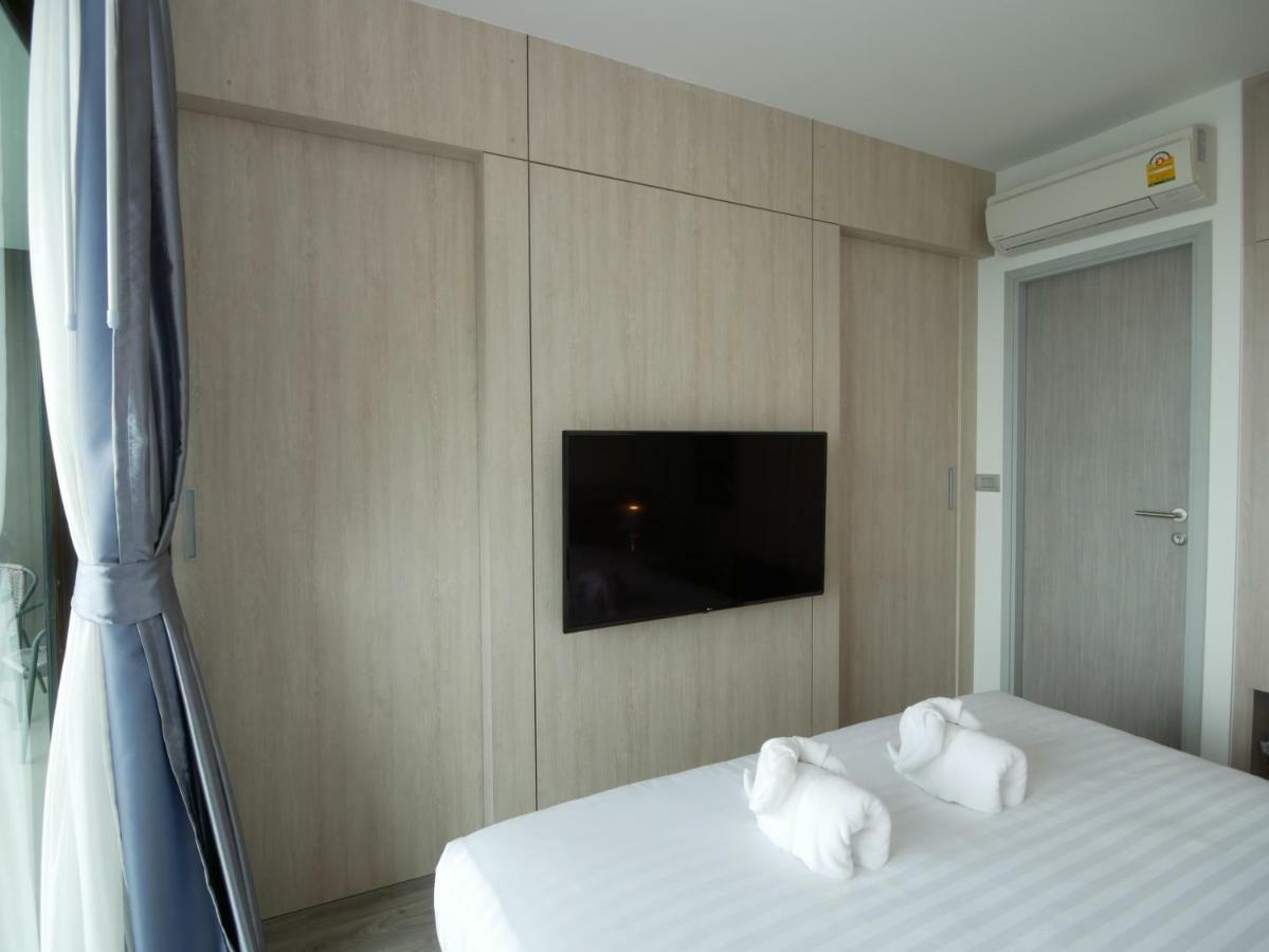 Aeras - The Ultimate Beachfront Experience Pantai Jomtien Bagian luar foto